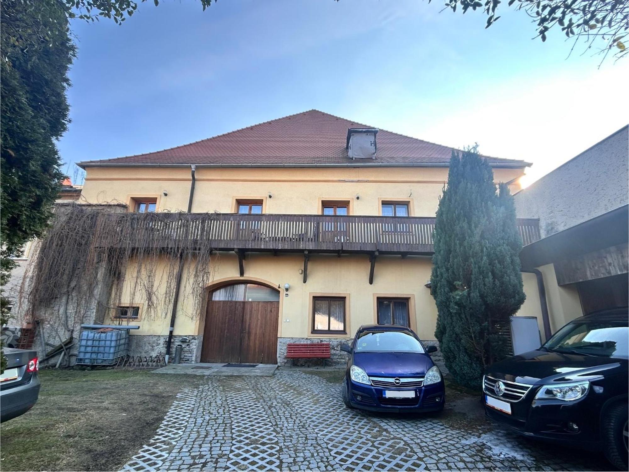 Restaurace A Penzion Podloubi Opočno 외부 사진